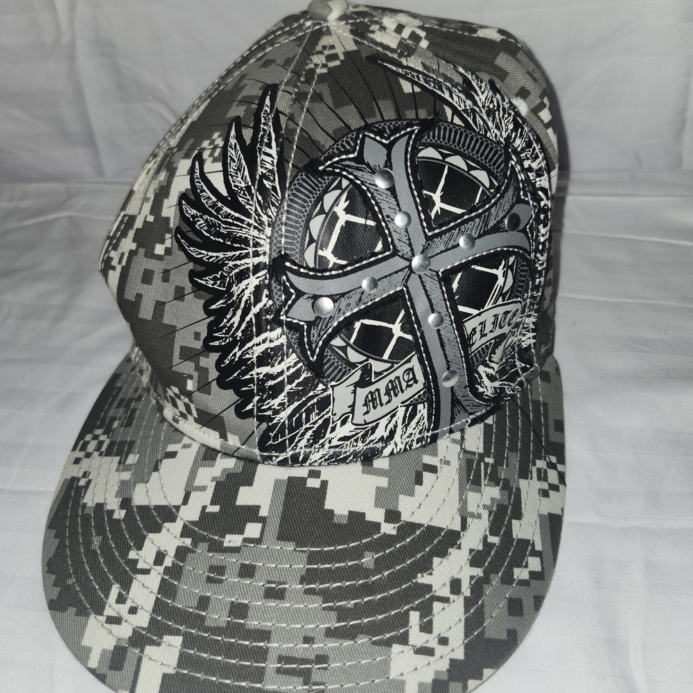 Men's MMA Elite Hat size (L/XL)  Preowned, Gently Used